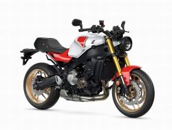 YAMAHA - XSR 900