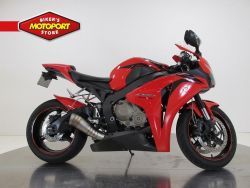 CBR1000RR8