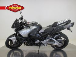 SUZUKI - GSX1300 B-KING