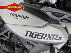 TRIUMPH - TIGER 800 XRX