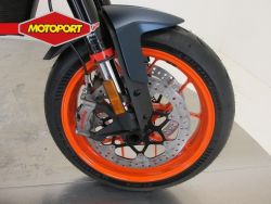 KTM - 890 Duke R