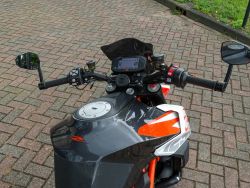KTM - 1290 SUPER DUKE R