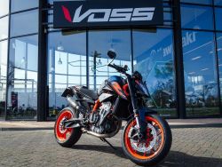 890 DUKE R - KTM