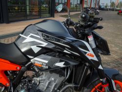 KTM - 890 DUKE GP