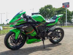 KAWASAKI - ZX-4RR KRT