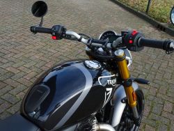 TRIUMPH - SPEED 400