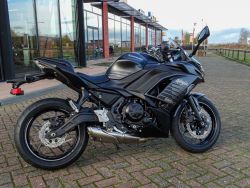 KAWASAKI - NINJA 650