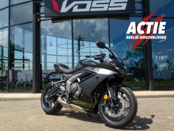 DAYTONA 660