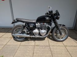Bonneville T 120
