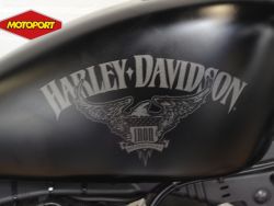 HARLEY-DAVIDSON - XL 883 IRON