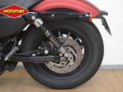 HARLEY-DAVIDSON - XL 883 IRON