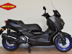 XMAX 300
