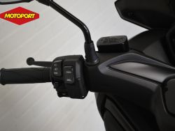 YAMAHA - XMAX 300
