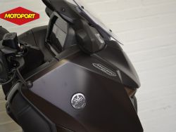 YAMAHA - XMAX 300 TECH MAX+