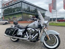 FLHRC ROADKING ROAD KING FLHR
