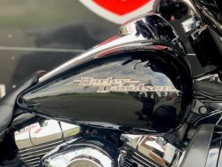 HARLEY-DAVIDSON - FLHXS STREETGLIDE FLHX M8