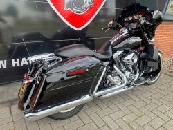 HARLEY-DAVIDSON - FLHXS STREETGLIDE FLHX M8