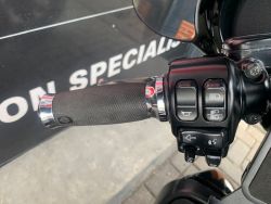 HARLEY-DAVIDSON - FLHXS STREETGLIDE FLHX M8