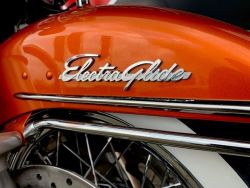HARLEY-DAVIDSON - FLHR HIGHWAY KING ROADKING