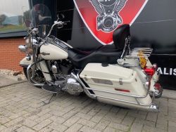 HARLEY-DAVIDSON - FLHR FLHRC ROADKING POLICE