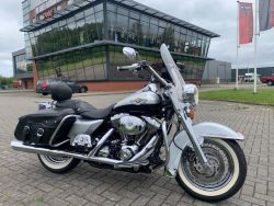 FLHRC ROADKING ROAD KING FLHR