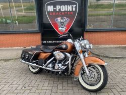HARLEY-DAVIDSON - FLHRC ROADKING ROAD KING FLHR
