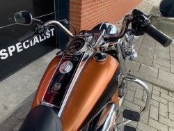 HARLEY-DAVIDSON - FLHRC ROADKING ROAD KING FLHR