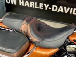 HARLEY-DAVIDSON - FLHRC ROADKING ROAD KING FLHR