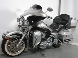 HARLEY-DAVIDSON - FLHTCUI