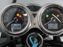 TRIUMPH - BONNEVILLE T120