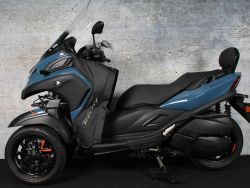 YAMAHA - TriCity 300
