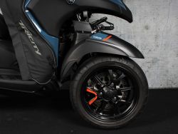 YAMAHA - TriCity 300