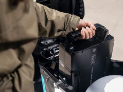 YAMAHA - NEO's EV Dual Battery