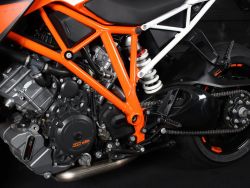 KTM - 1290 Super Duke R