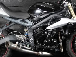 TRIUMPH - Street Triple 675