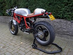 DUCATI - 750 SPORT