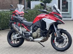 DUCATI - Multistrada V4 S-Rader - Red