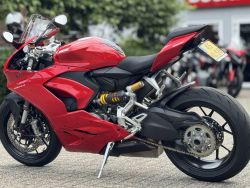 DUCATI - PANIGALE V2 RED