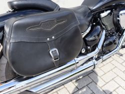 SUZUKI - M800