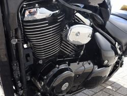 SUZUKI - M800