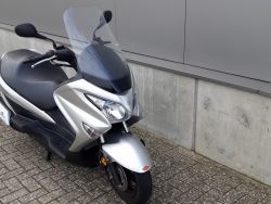 SUZUKI - UH200A