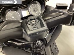 YAMAHA - X-MAX 300 TECH MAX
