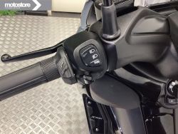 YAMAHA - X-MAX 300 TECH MAX