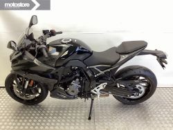 SUZUKI - GSX-8R