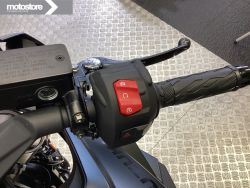 SUZUKI - GSX-8R