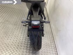 SUZUKI - GSX-8R