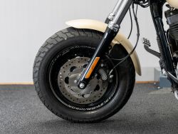 HARLEY-DAVIDSON - FXDF103 Fatbob Pearl