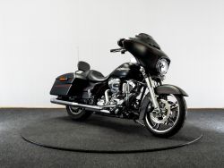 FLHXS Street Glide Special Viv