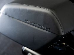 HARLEY-DAVIDSON - RH975 Vivid Black