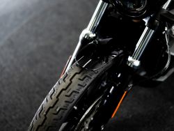 HARLEY-DAVIDSON - RH975 Vivid Black